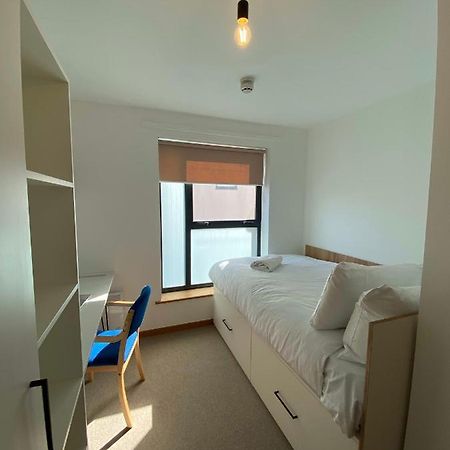 Regency Hall Smart Cheltenham Ensuite Rooms E ภายนอก รูปภาพ