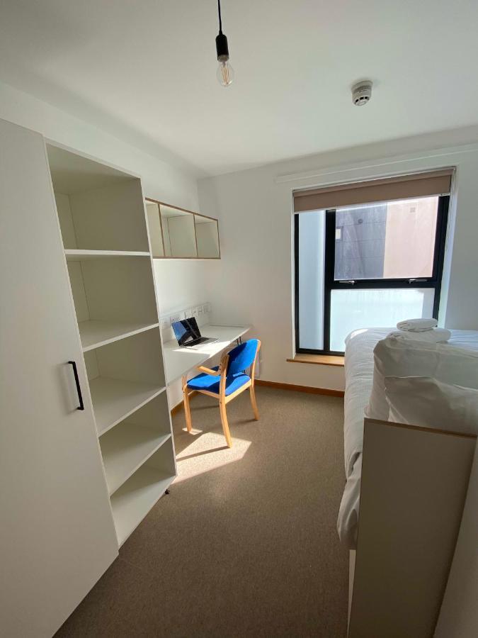 Regency Hall Smart Cheltenham Ensuite Rooms E ภายนอก รูปภาพ